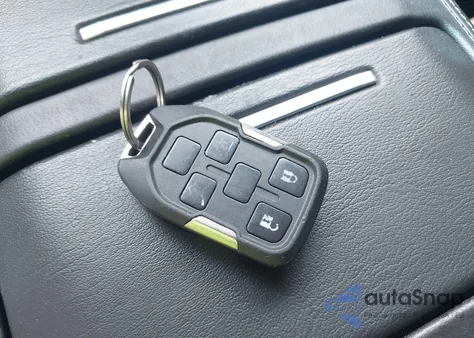 2015 Chevrolet Tahoe K1500 Ltz z USA, uszkodzony, nr VIN 1GNSKCKC4FR125879